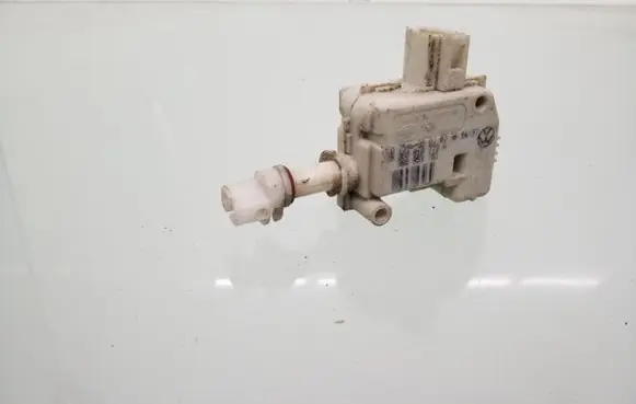 Fuel tank cap lock motor