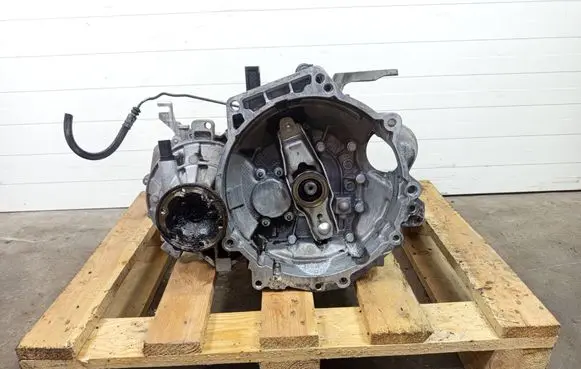 Seat Ibiza IV (6J,6P) Manual 5 speed gearbox MZN