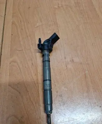 Audi A6 S6 C6 4F Fuel injector 059130277AJ SB5UDNUDC
