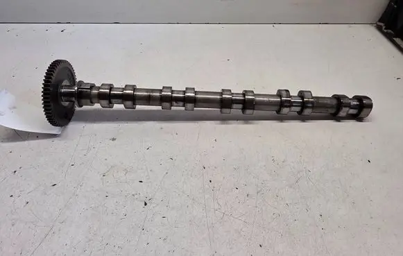 Volvo V70 Camshaft 8658358
