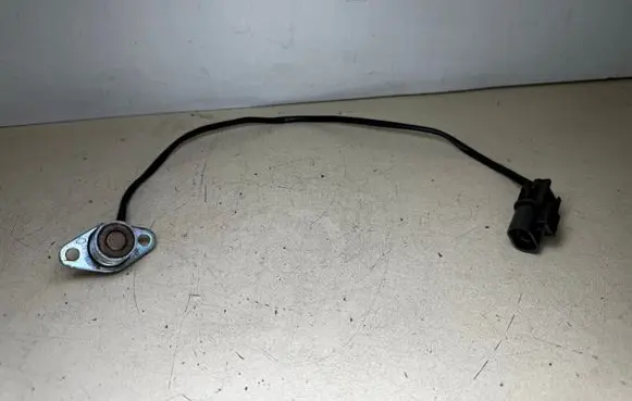 Nissan Serena Crankshaft position sensor 2506805E05