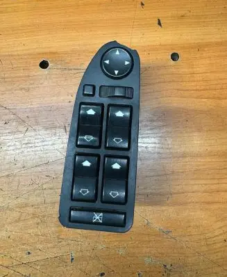 BMW 5 E39 Electric window control switch 6904339 0110 712317