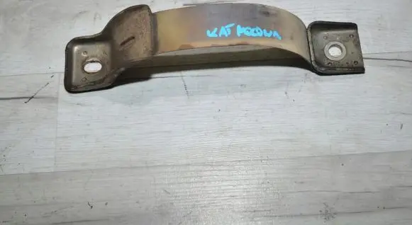 Fiat Freemont Sway bar bush bracket, rear 