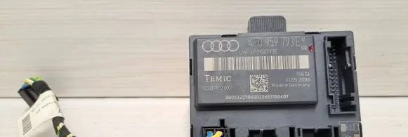 Audi A6 S6 C6 4F Door control unit/module 4F0959793E 31052006 4F0910793E