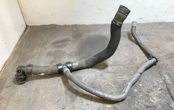 Peugeot Expert Engine coolant pipe/hose