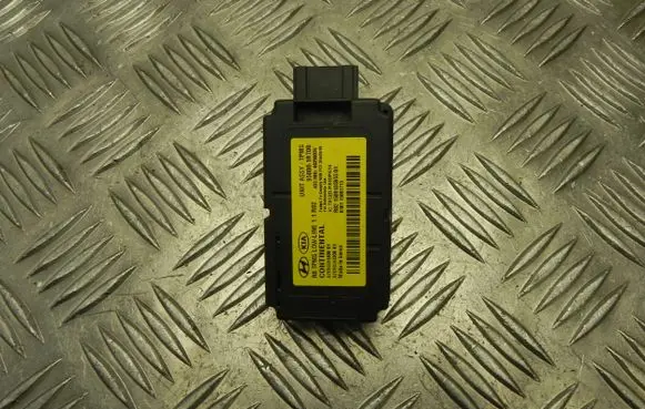 Hyundai Accent Tire pressure control unit 958001R700 G4102