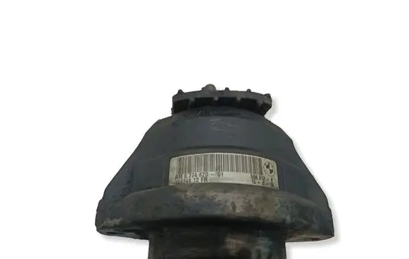 BMW 5 E60 E61 Engine mount bracket 6774620