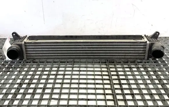 Hyundai i30 Intercooler radiator 2827007600