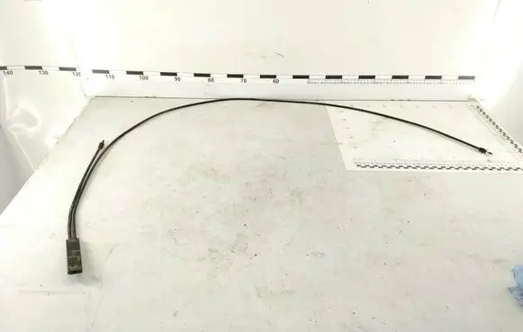 Mercedes-Benz R W251 Engine bonnet/hood lock release cable 
