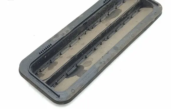 Maserati Ghibli Quarter panel pressure vent 15143604
