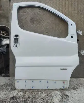 Renault Trafic II (X83) Front door