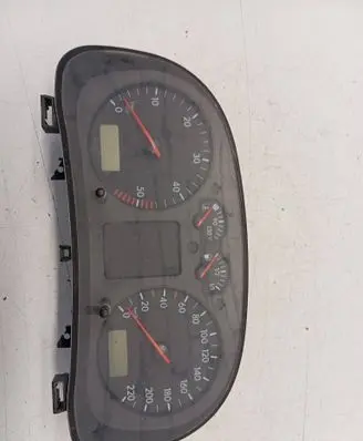 Volkswagen Golf IV Speedometer (instrument cluster) 1J0919880D 110088774005