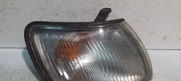 Toyota Carina T210 Front indicator light 183148B 183148