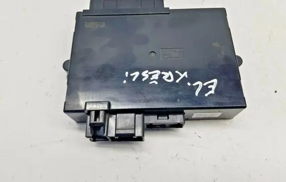 Volvo XC90 Seat control module 8691707 nr2536