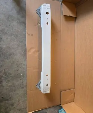 Toyota Yaris Rear bumper support beam 0J00