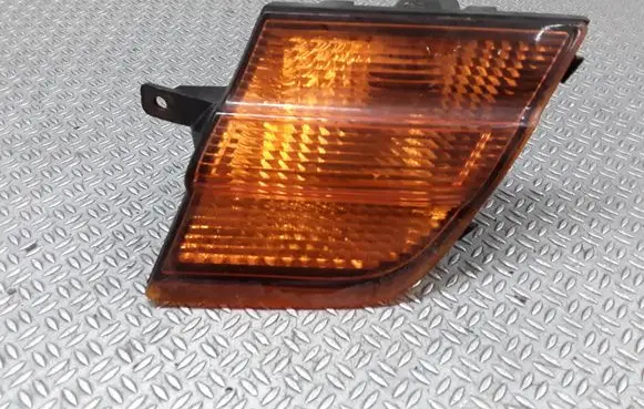 Nissan Micra Front indicator light 89027935