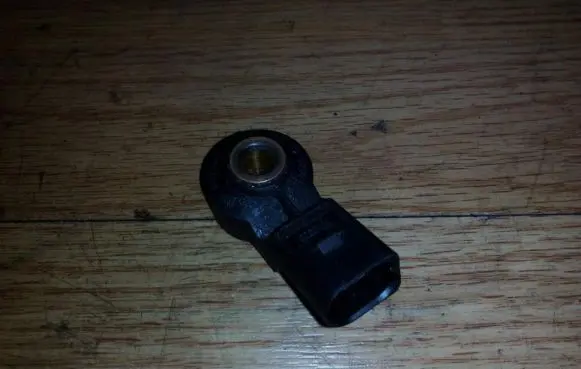 Detonation knock sensor