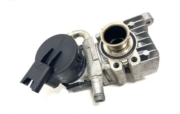 BMW 5 E60 E61 EGR valve 7548415 754841504 4136R038