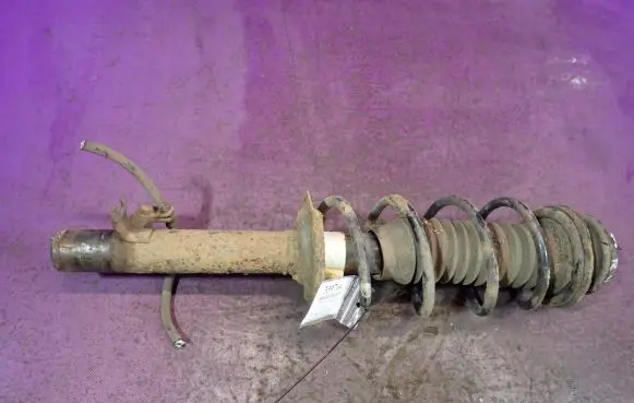 Front shock absorber with coil spring