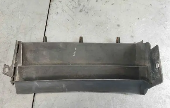Land Rover Range Rover L322 Fender grill 51137026900