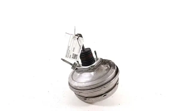 BMW X3 E83 Brake booster 3450589