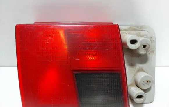 Audi A6 S6 C4 4A Tailgate rear/tail lights 4A0945093D