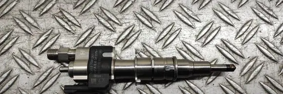 BMW 7 F01 F02 F03 F04 Fuel injector 7585261 10181010 INDEX-12