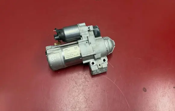 BMW X3 G01 Starter motor 8490093