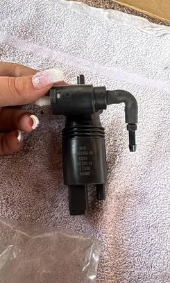 Mini One - Cooper R50 - 53 Windscreen/windshield washer pump 67126963854