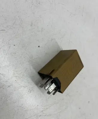 BMW 5 E39 Window control relay 61368384505