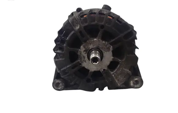 Volvo V40 Generator/alternator 30659390 213035917