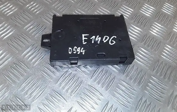 Renault Sandero II Engine control unit/module 284b14049r a2c86181501