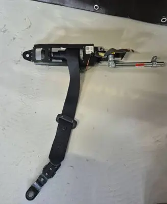 Volvo XC60 Front seatbelt P39838674 631934700A