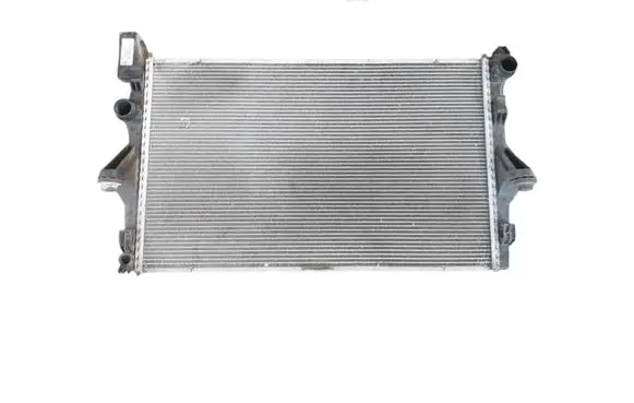Mercedes-Benz Vito Viano W447 Coolant radiator A4475010201