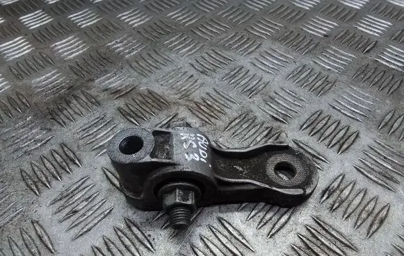 Audi RS3 Gearbox mounting bracket 782115147537