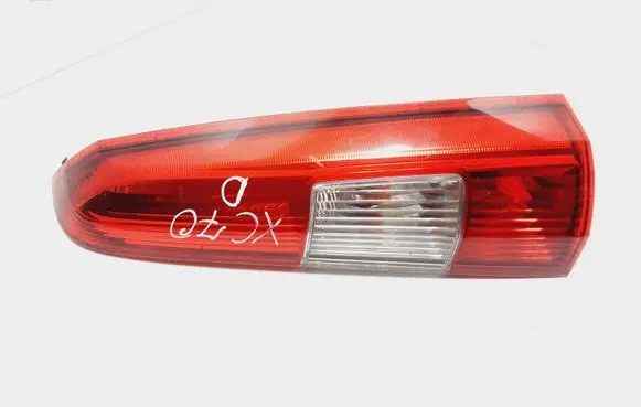 Volvo V70 Rear/tail lights 9154494
