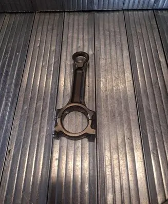Dacia Duster Connecting rod/conrod 