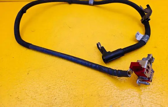 Mercedes-Benz B W246 W242 Positive cable (battery) A2465408032