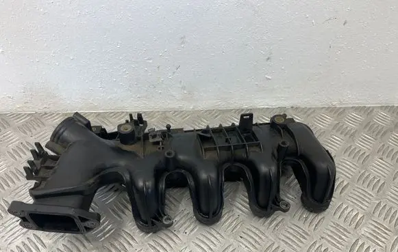 Volvo V50 Intake manifold 993590