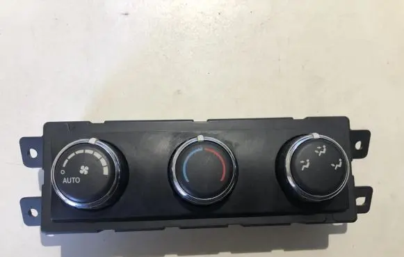 Dodge Grand Caravan Climate control unit 55111968AA