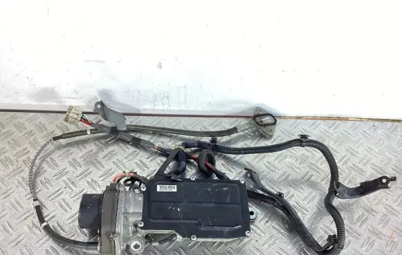 Lexus LS 460 - 600H Hand brake control module 4631050011