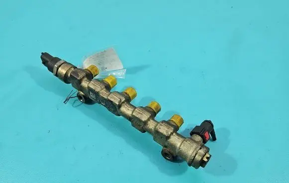 Renault Master II Fuel main line pipe 0445214079 IMPRK1504864