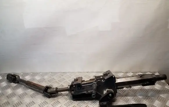 Steering wheel axle set