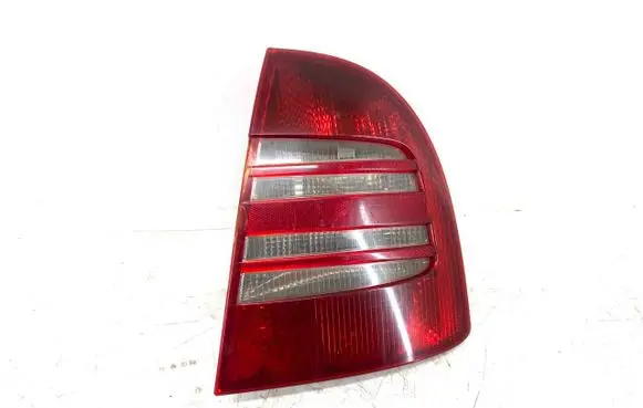 Skoda Superb B5 (3U) Rear/tail lights 3U5945096 3U5945112