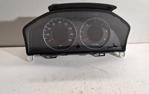 Volvo XC70 Speedometer (instrument cluster) 31254540AA 31254540 69199680U