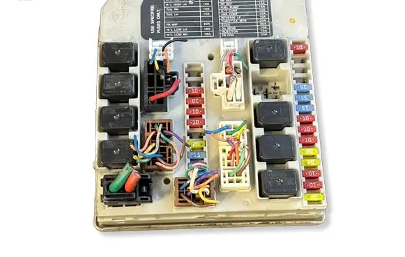 Nissan Micra Fuse box set PPT30M10