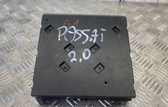 Volkswagen PASSAT B7 Comfort/convenience module 6R7937087H