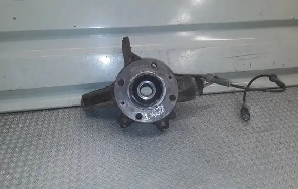 Peugeot 308 Front wheel hub spindle knuckle 