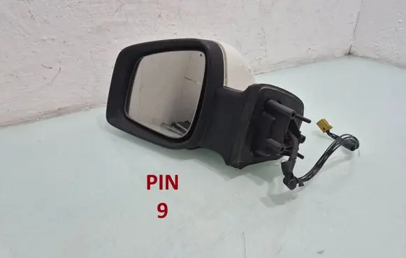 Mercedes-Benz B W245 Front door electric wing mirror 