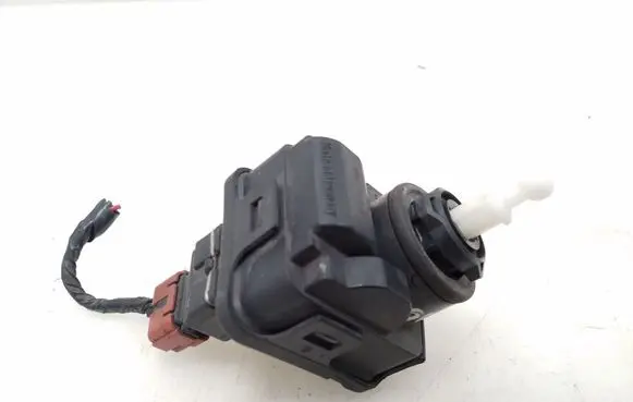 Nissan Terrano Headlight level adjustment motor 260560X000